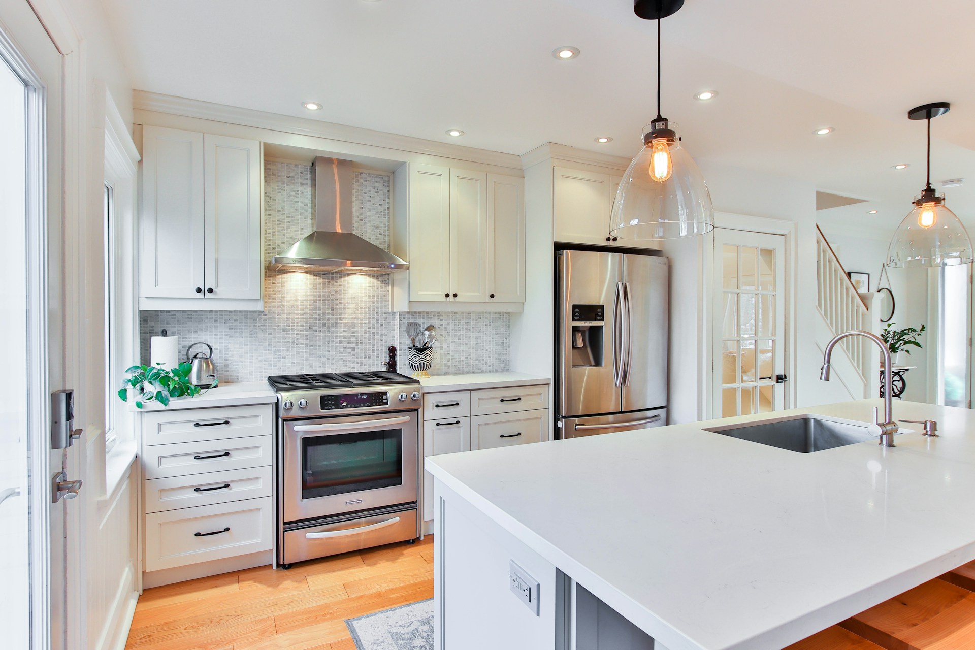 Modern white kitchen