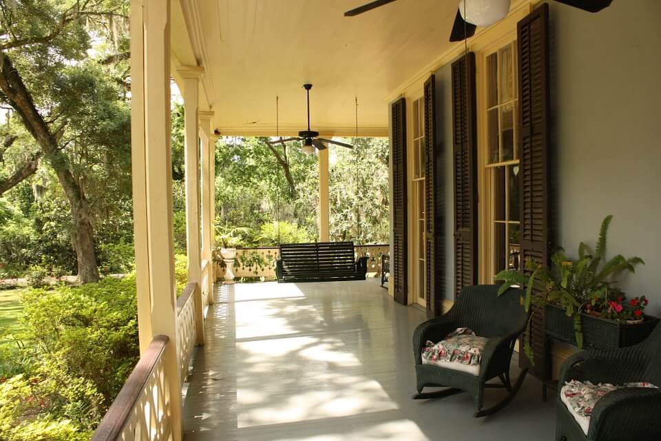porch with outdoor furniture